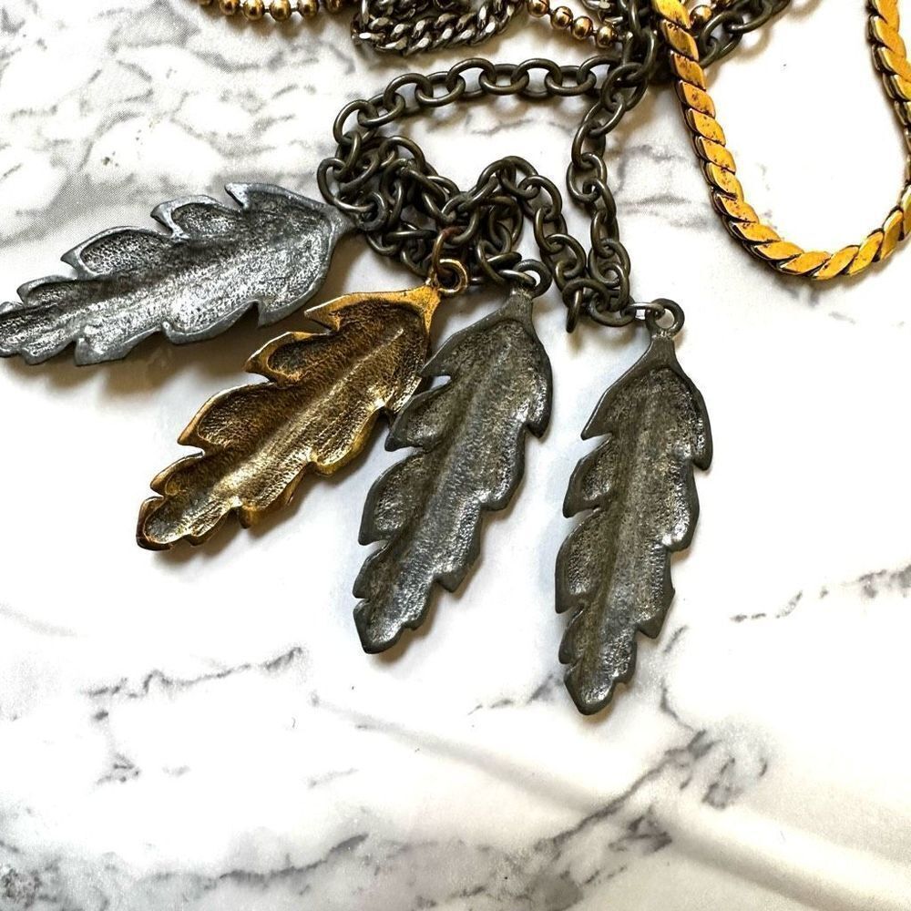 Multi strand leaf necklace - Picture 6 of 10